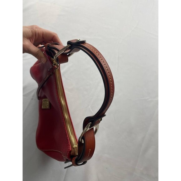 Dooney & Bourke Pebble Grain Leather Hobo Shoulder Bag Red - Picture 3 of 14